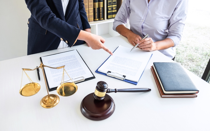 How to Improve Retention of Attorneys in Competitive Legal Markets