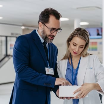 Autoinjector Executive Search Experts – Med Device Recruiters