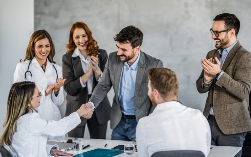Executive Hiring Trends in Healthcare: Healthcare Executive Hiring US Insights for 2025