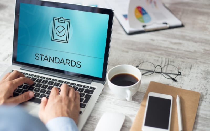 Innovative Perks and Flexibility: A New Standard for C-Suite Loyalty