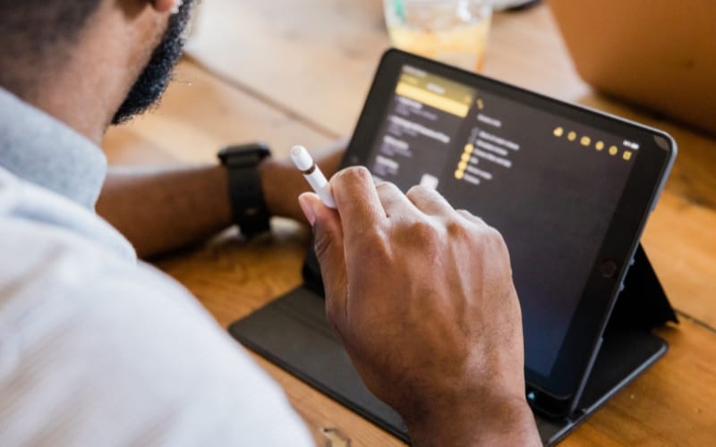 Key Challenges in Tech Startup C-Level Hiring in the USA