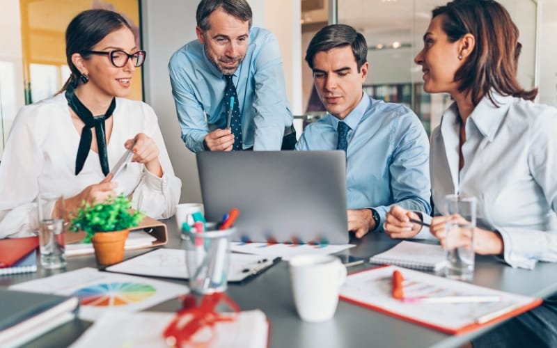 Retained vs Contingency Search: What U.S. Companies Must Know Before Choosing an Executive Search Model