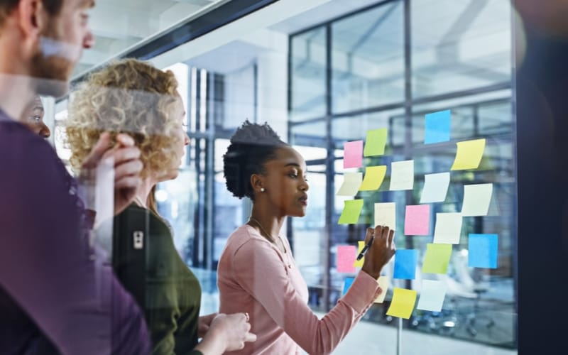 Understanding the U.S. C-Suite Landscape: Challenges and Opportunities